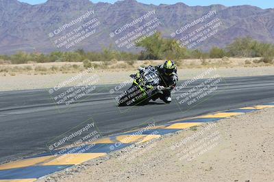 media/Mar-24-2025-Moto Forza (Mon) [[57ce5c5cff]]/1-Advanced Group/Session 3 (Turn 6 Inside)/